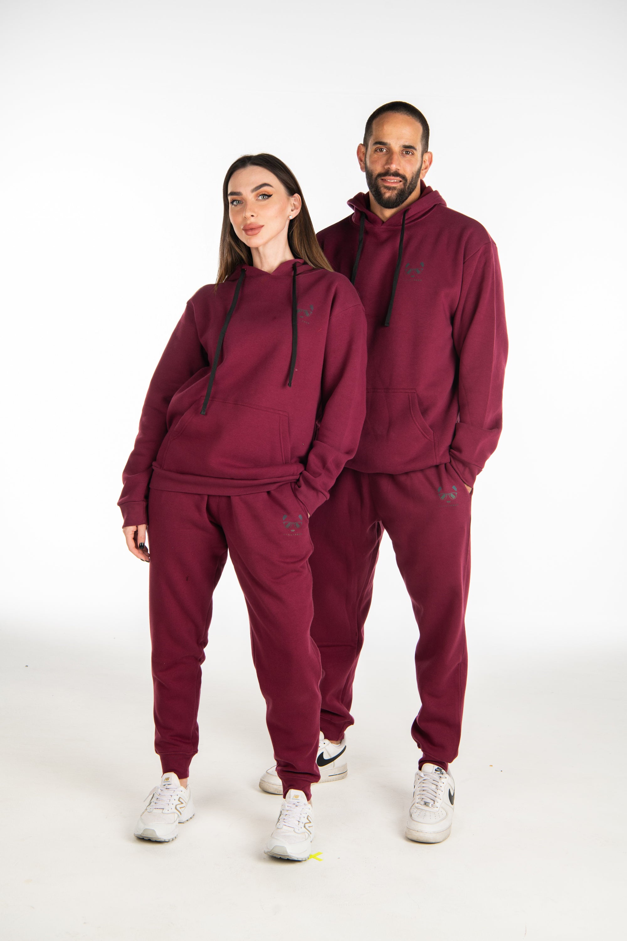 Maroon hot sale jogging suit